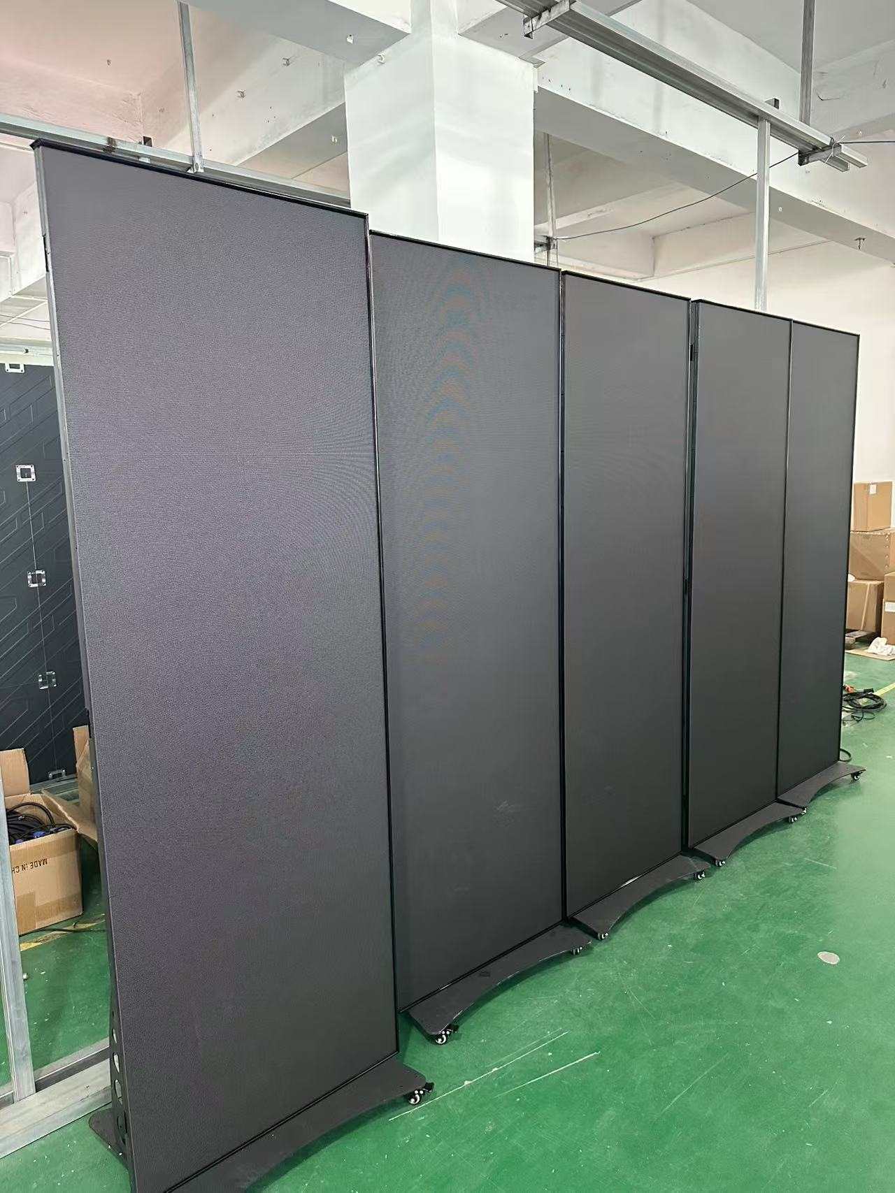 Schermata del display LED di segnaletica digitale Poster interno P2 P2.5 Video Wall Board