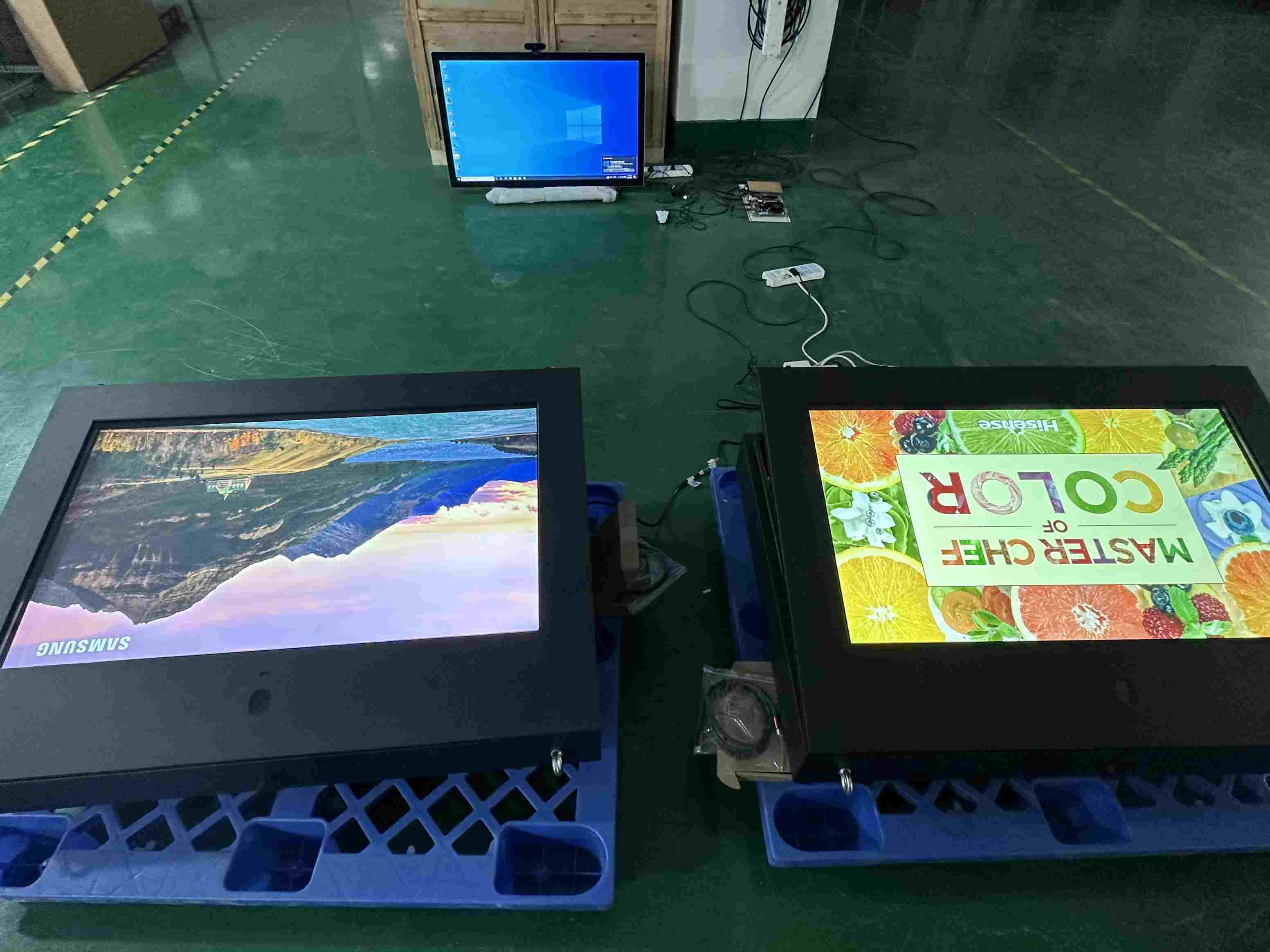 Outdoor 43 a parete montato a parete 2500NITS KIOSK 4K Monitor