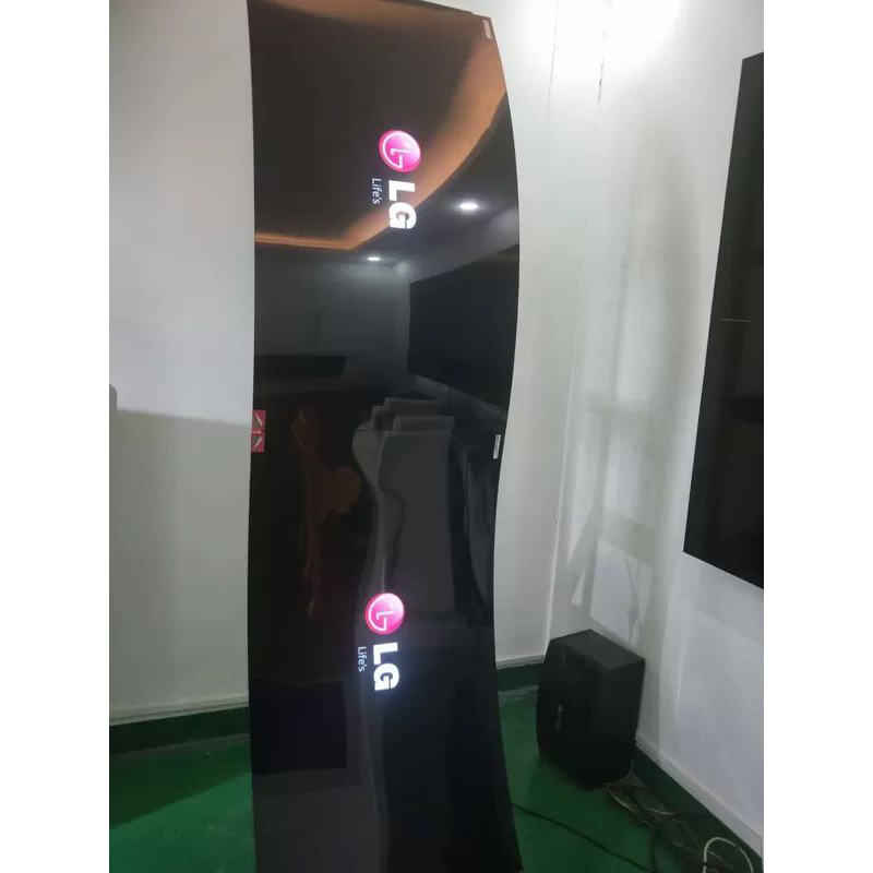 Display LCD curvo touch screen