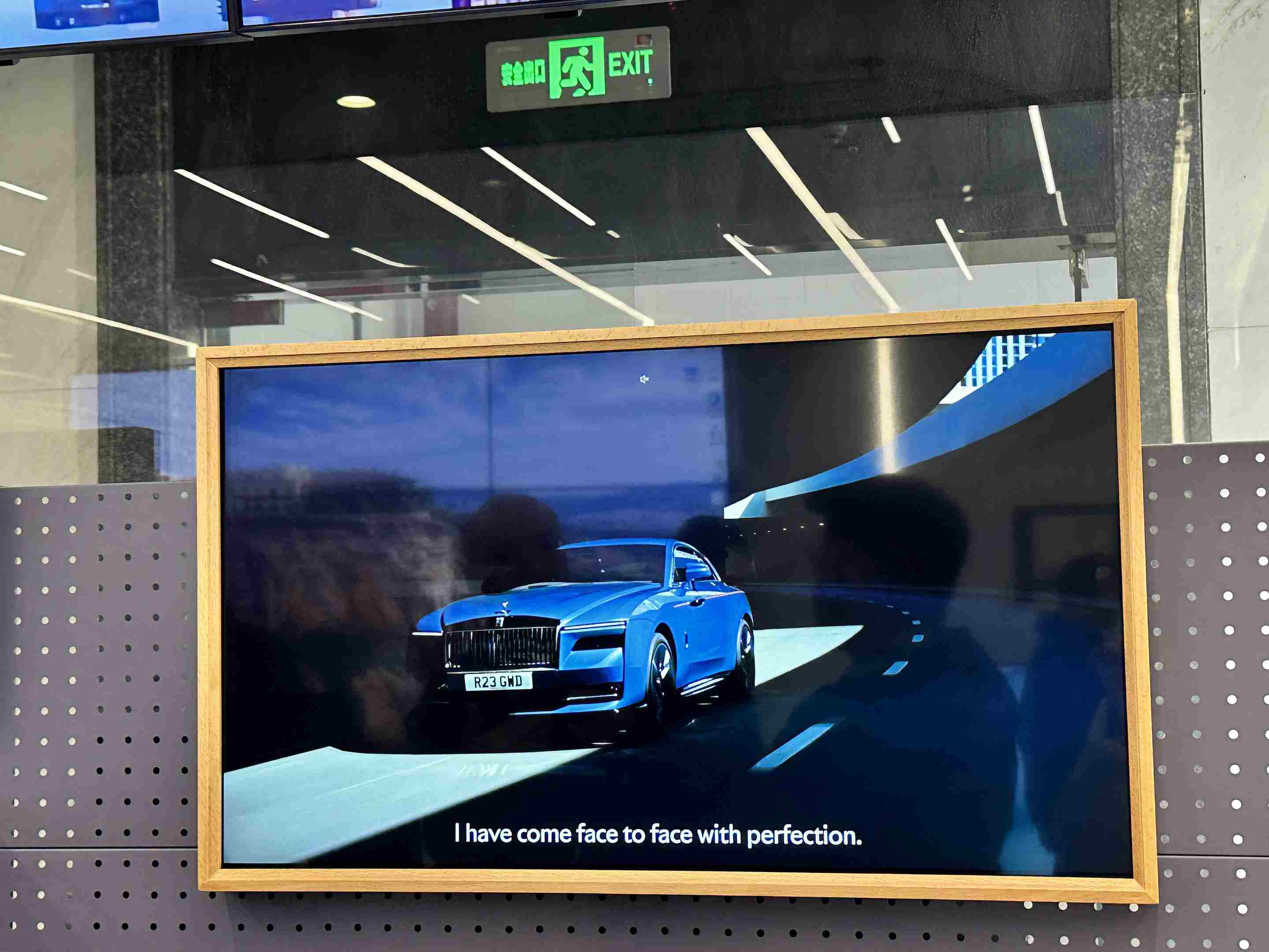 Segnale digitale WiFi Monte a parete sottile Display arte 18,5/21.5/32/43/55/65
